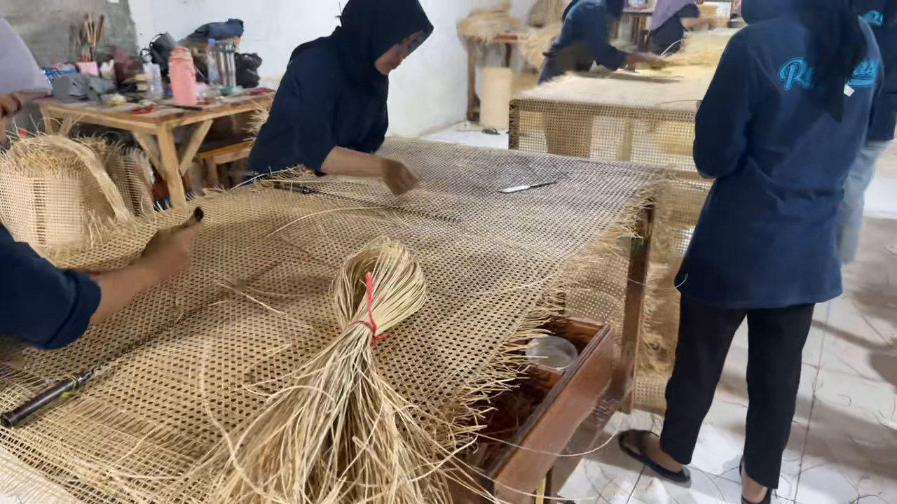 Rattan product development and handcraft workshop